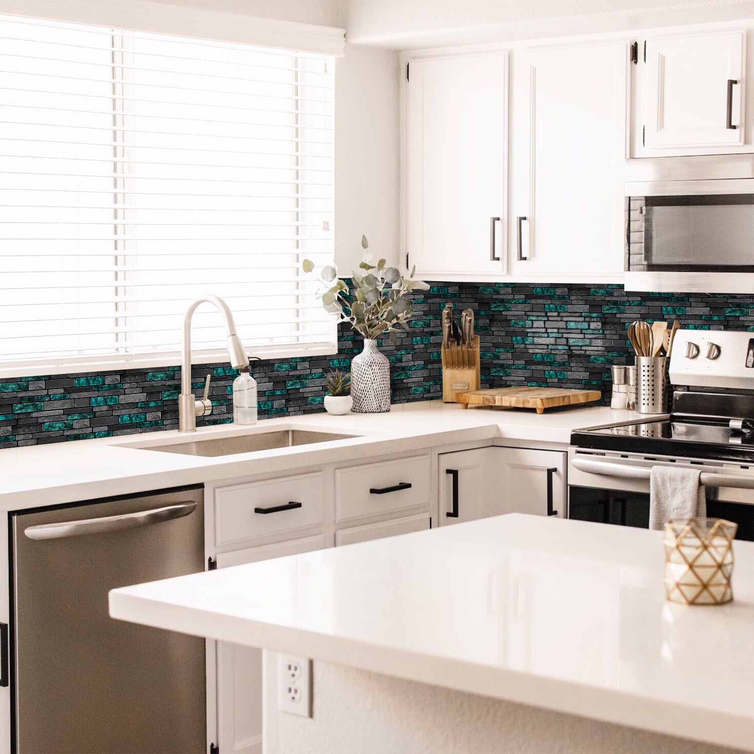 Emerald Green Slate Faux Stone Gel Tiles - 3D Peel and Stick Splashback
